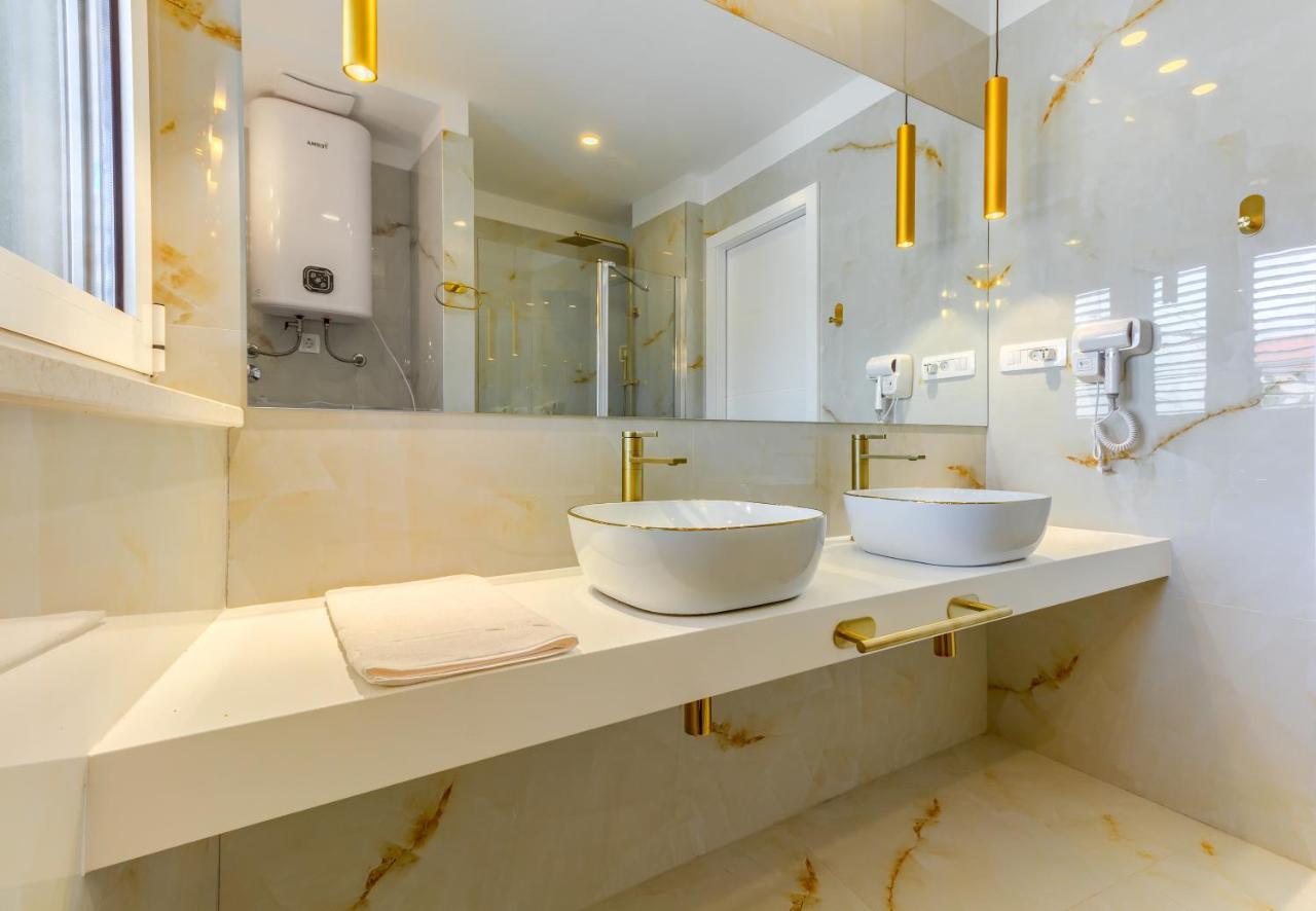 Irini Luxury Rooms Split Buitenkant foto